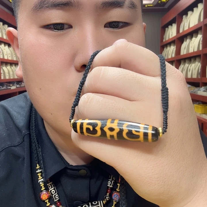 玛瑙/玉髓未镶嵌珠宝奇石