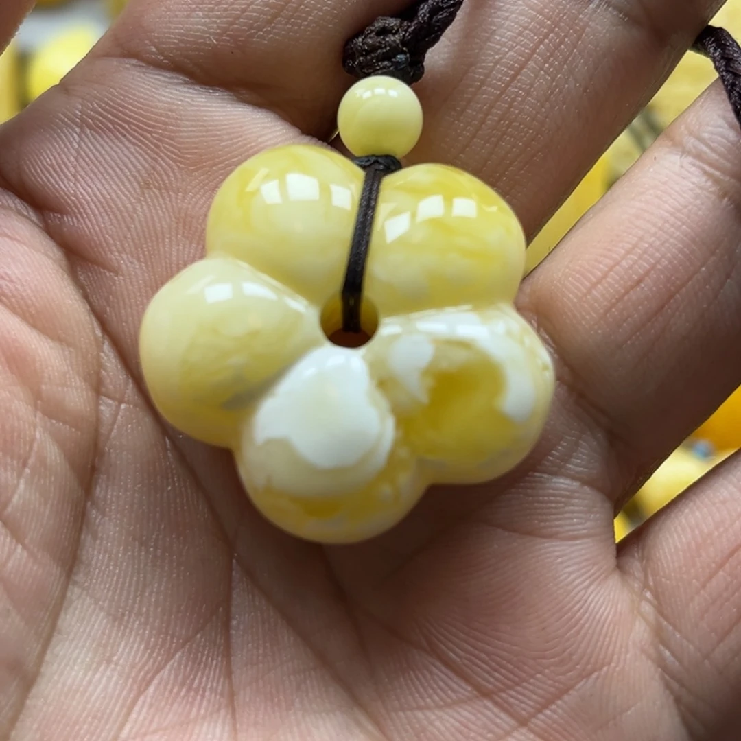 蜜蜡珠宝奇石未镶嵌