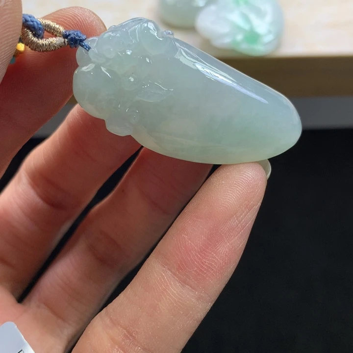 翡翠未镶嵌颈饰吊坠