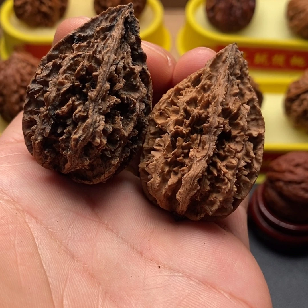 文玩核桃吊坠小涵18