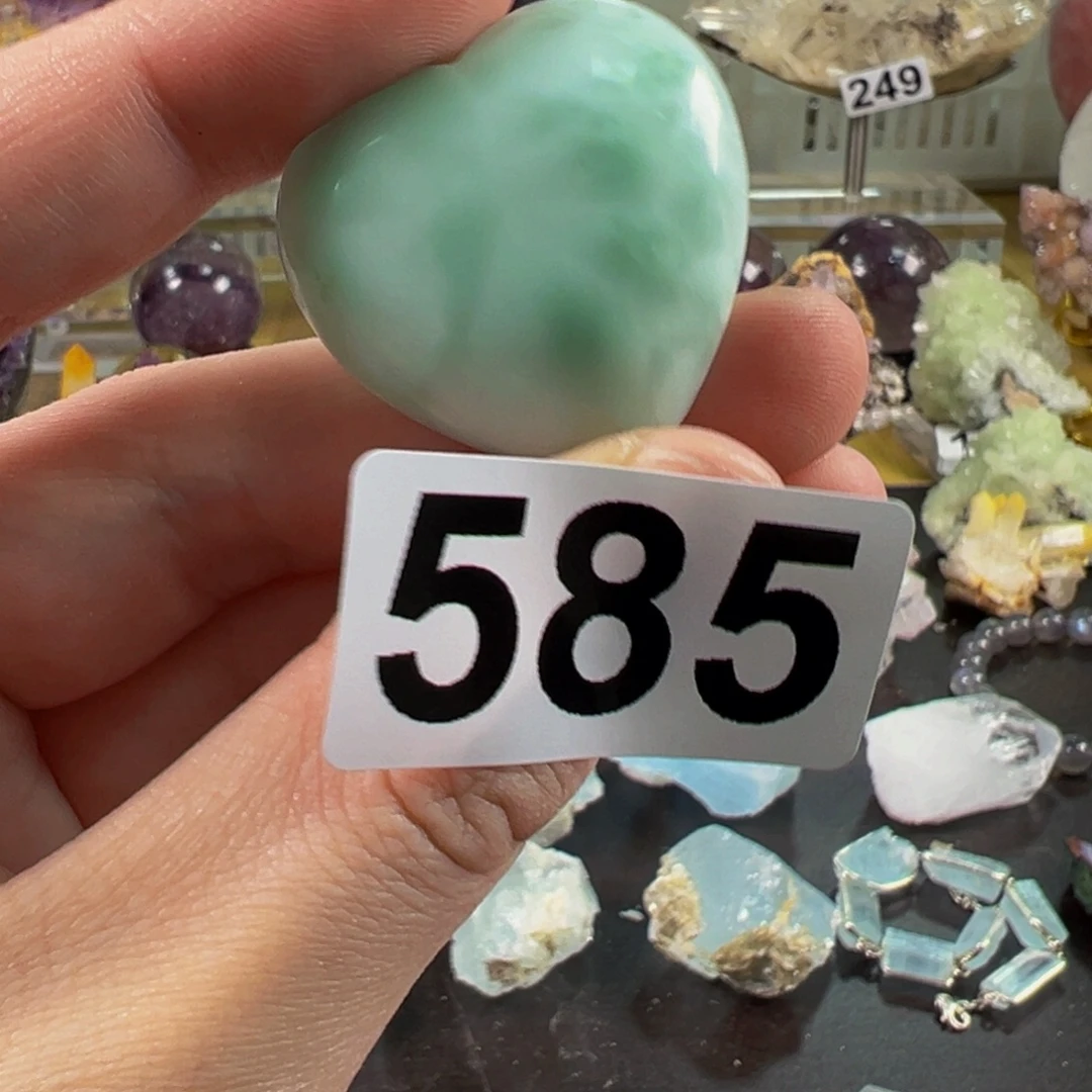 珠宝半成品水晶未镶嵌