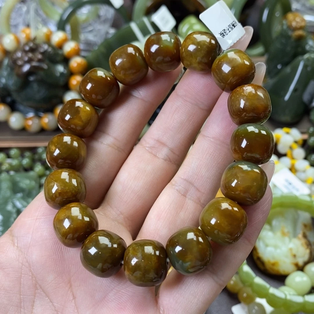 手串未镶嵌透闪石质玉翼*