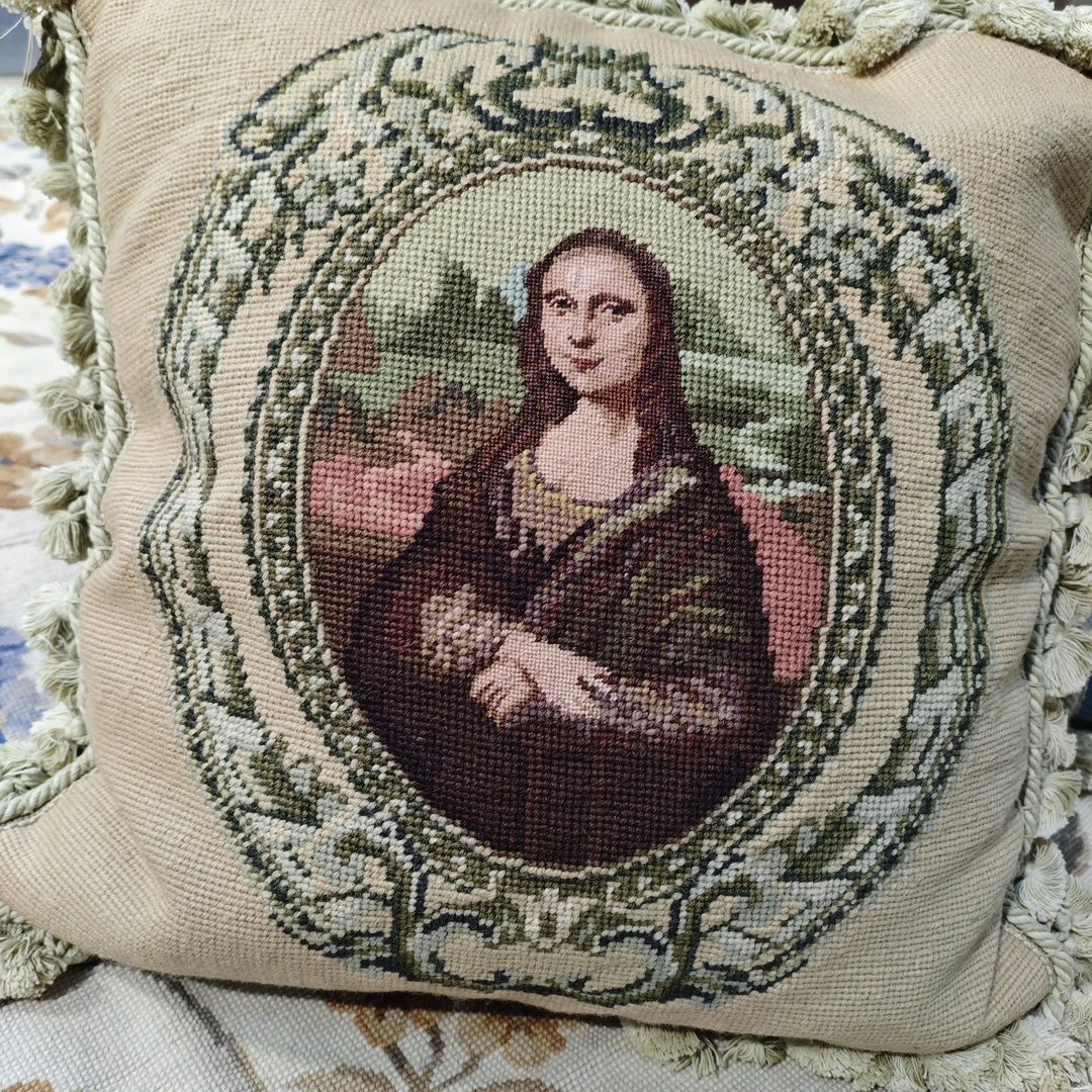 KD104 绒绣靠垫套 50cm