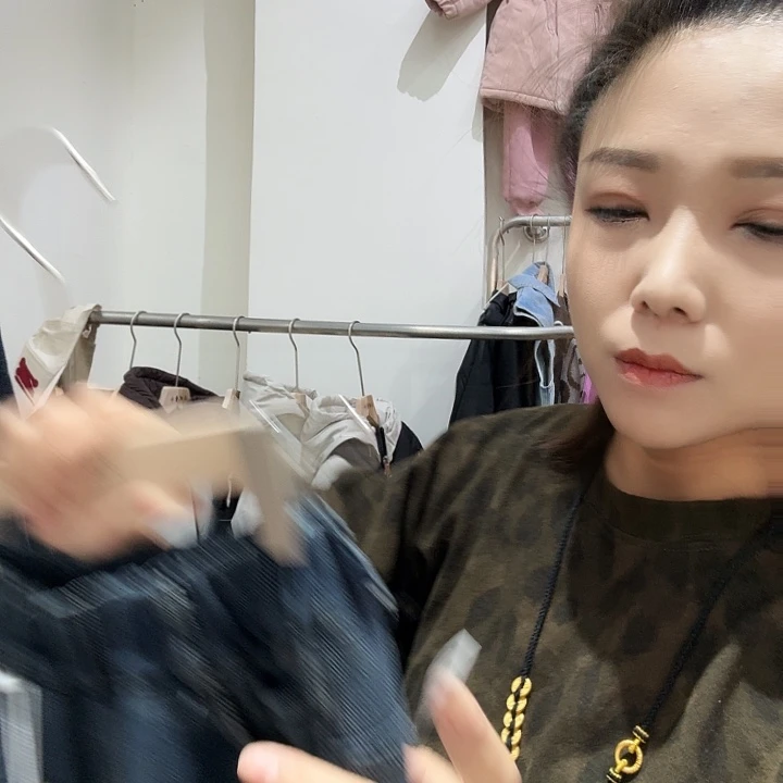 蓝色牛仔裤备注零三三