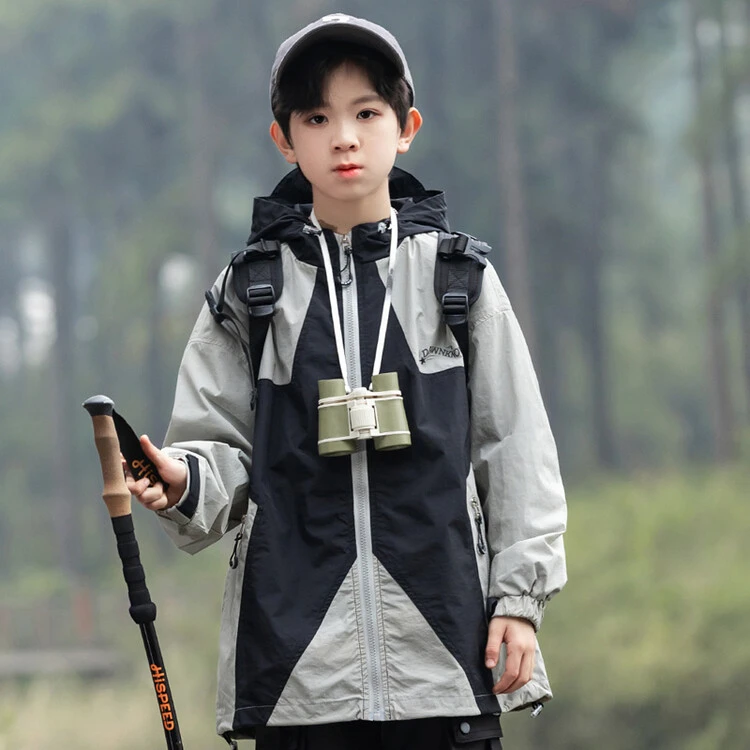 【断码清仓】儿童冲锋衣休闲春秋中大童美式户外百搭复古连帽宽松秋