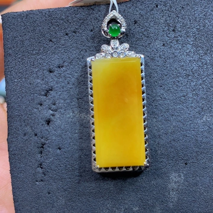 翡翠18K金镶嵌手链翡翠