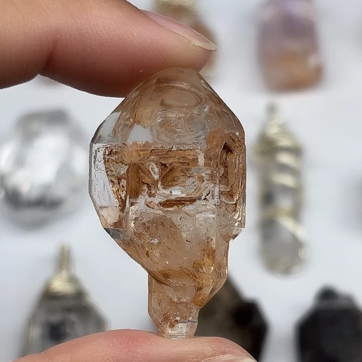 水晶未镶嵌颈饰巴基斯坦红泥闪灵钻38mm+