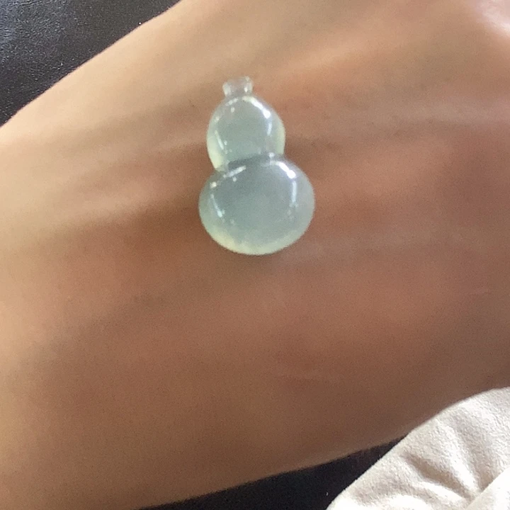 定制翡翠未镶嵌葫芦