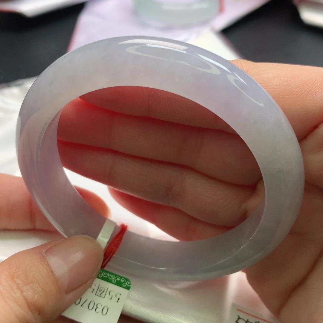 翡翠手镯未镶嵌5556圈