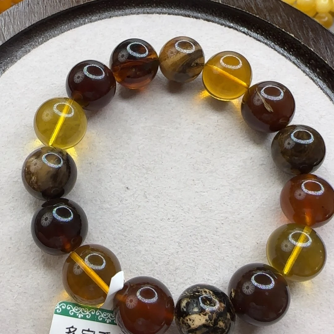 琥珀未镶嵌珠宝奇石14