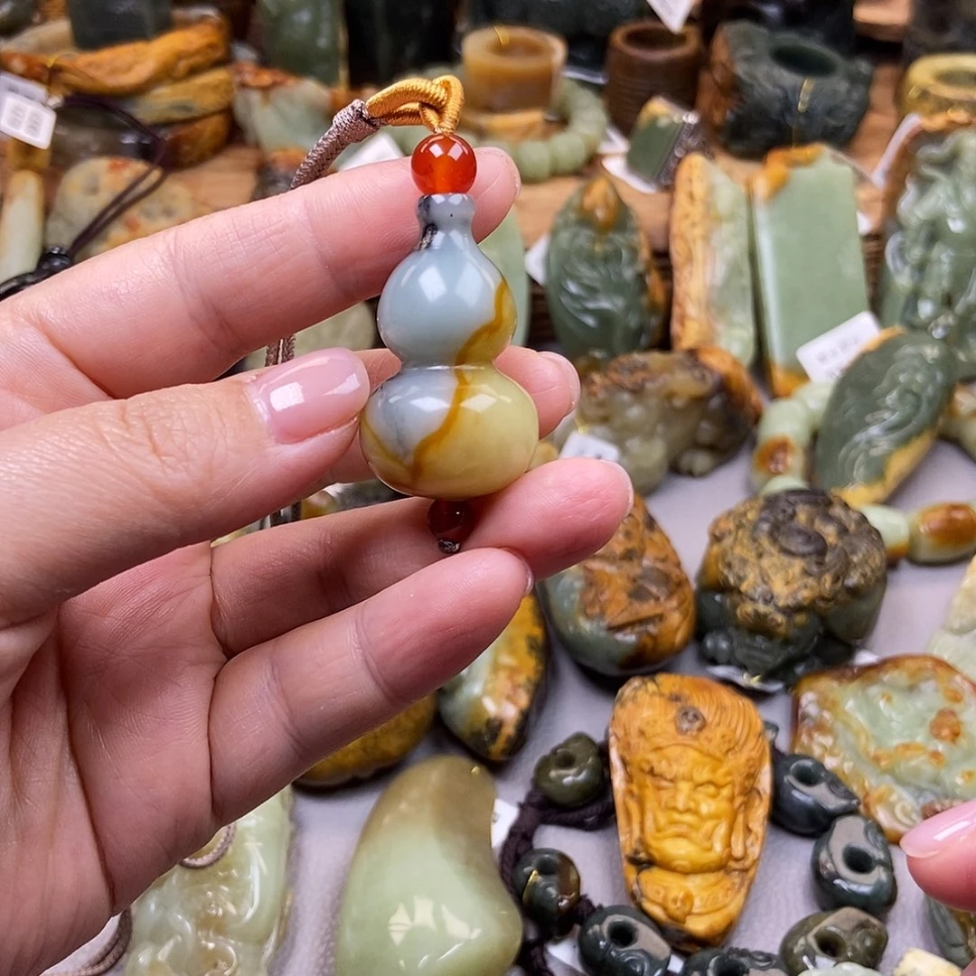 软玉未镶嵌珠宝奇石
