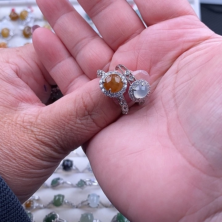 未镶嵌戒指翡翠苍**歌缅甸