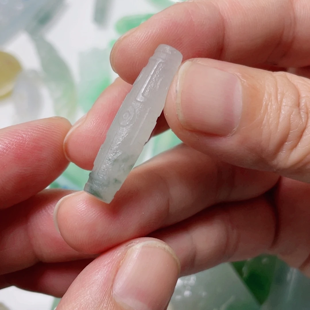 定制翡翠未镶嵌随行