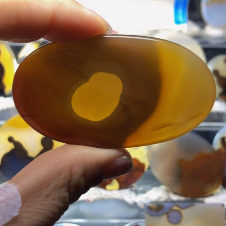 合金玛瑙/玉髓珠宝奇石92