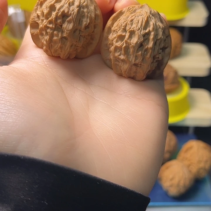 吊坠文玩核桃铁锤四座楼变异