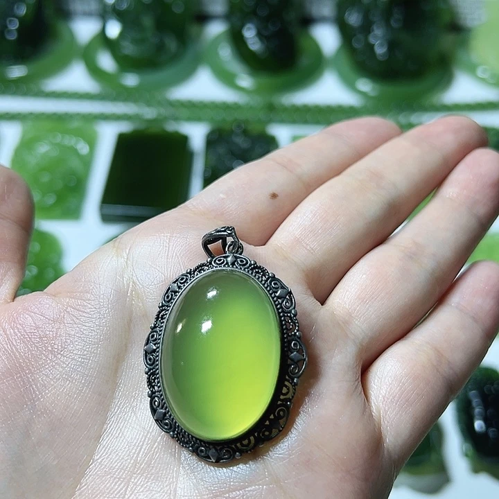 向***葵蛇纹石玉银S925镶嵌颈饰