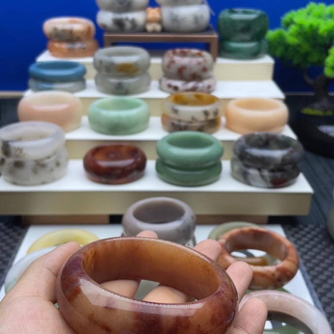 夢***影石英质玉未镶嵌手镯