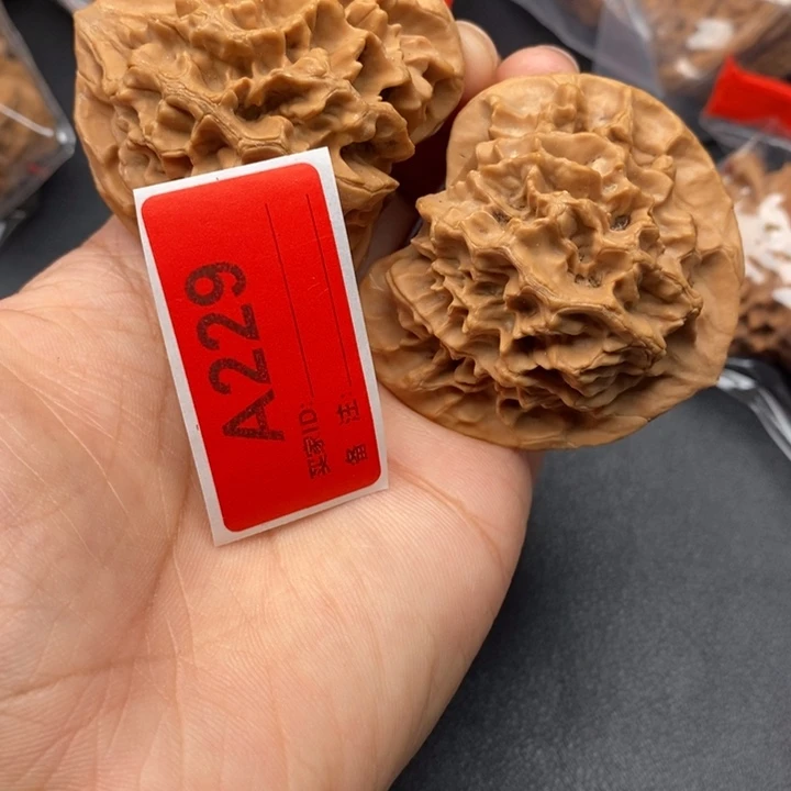 吊坠文玩核桃核桃