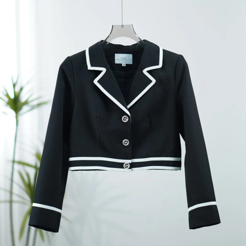 一路童行 谷系列  A646  女装 撤柜时尚西装小外套  223YWT203