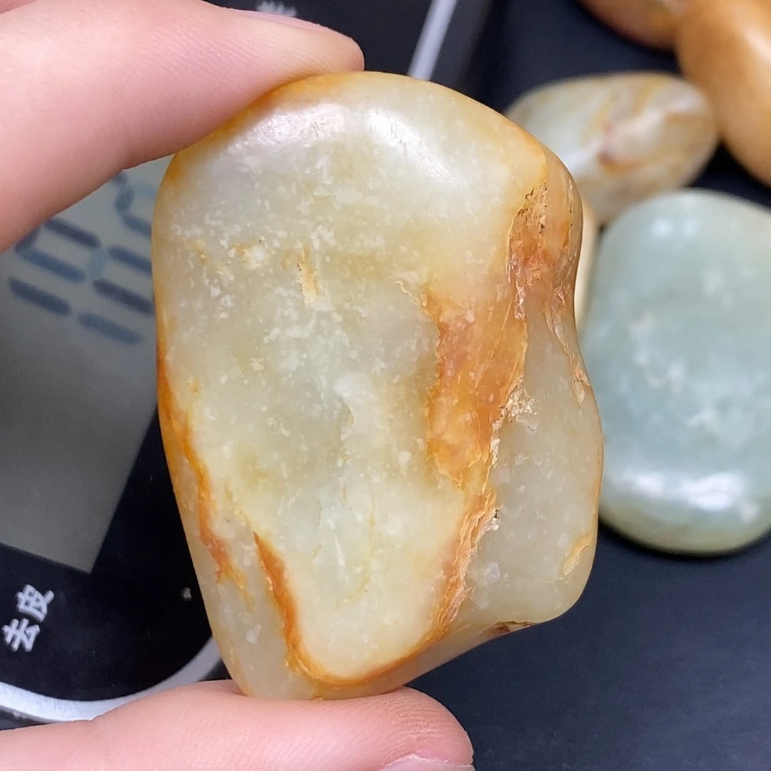 和田玉（糖玉）未镶嵌挂件