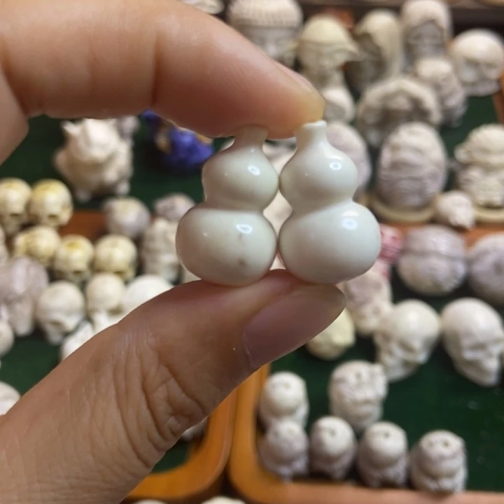 九****配饰鹿角雕刻一对出