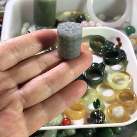 未镶嵌和田玉手机链