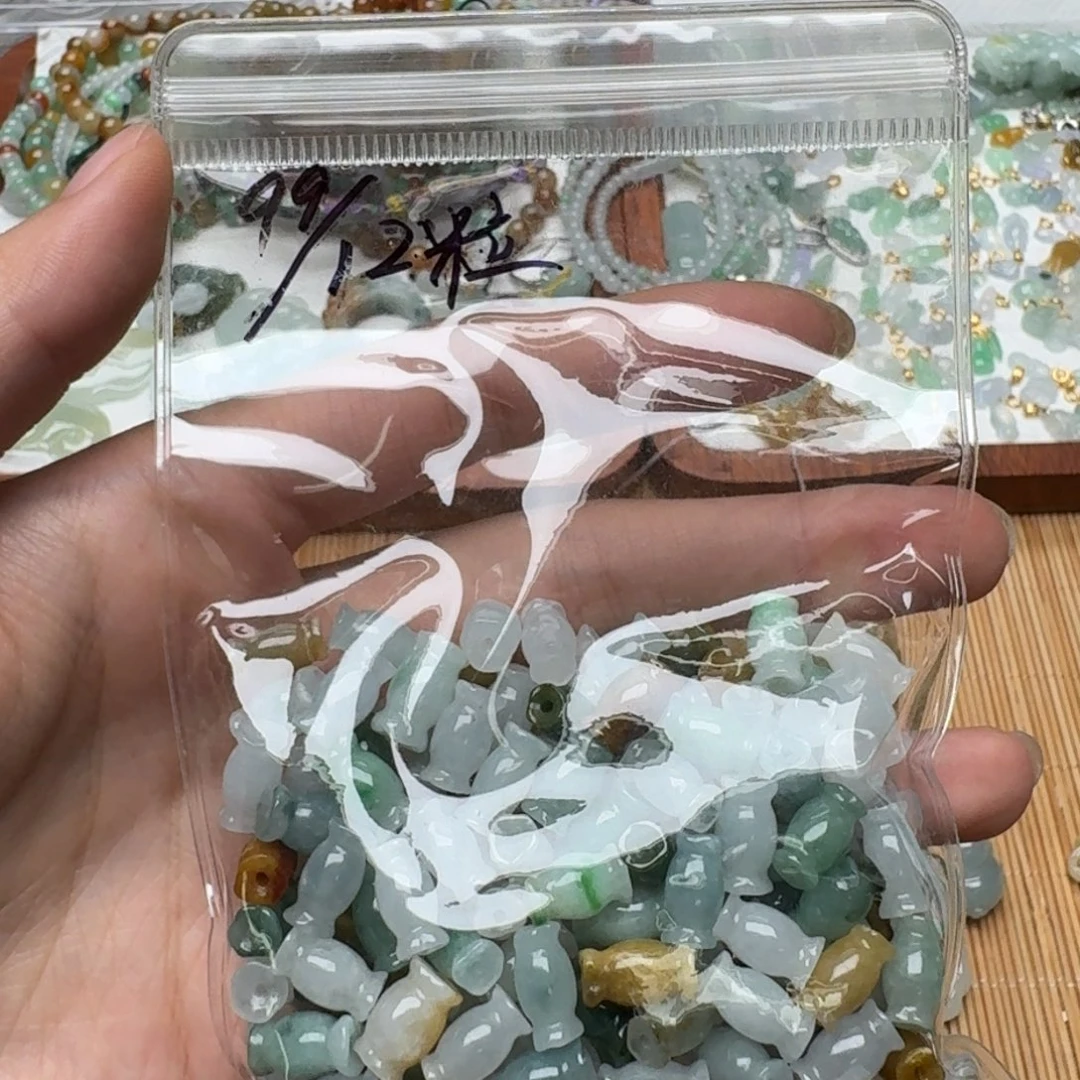 翡翠挂件未镶嵌福利