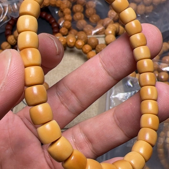 猴头核桃手串咯咯