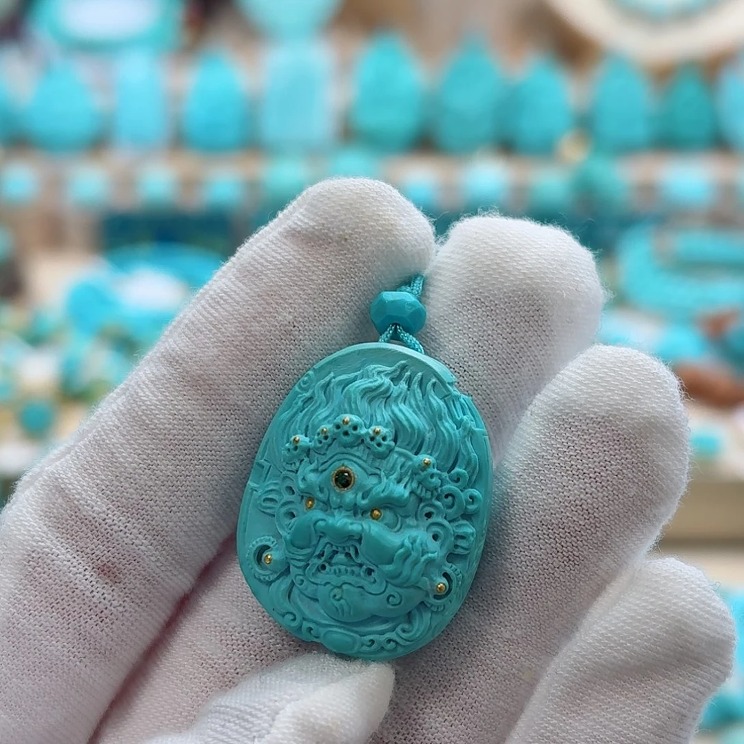 绿松石未镶嵌珠宝奇石