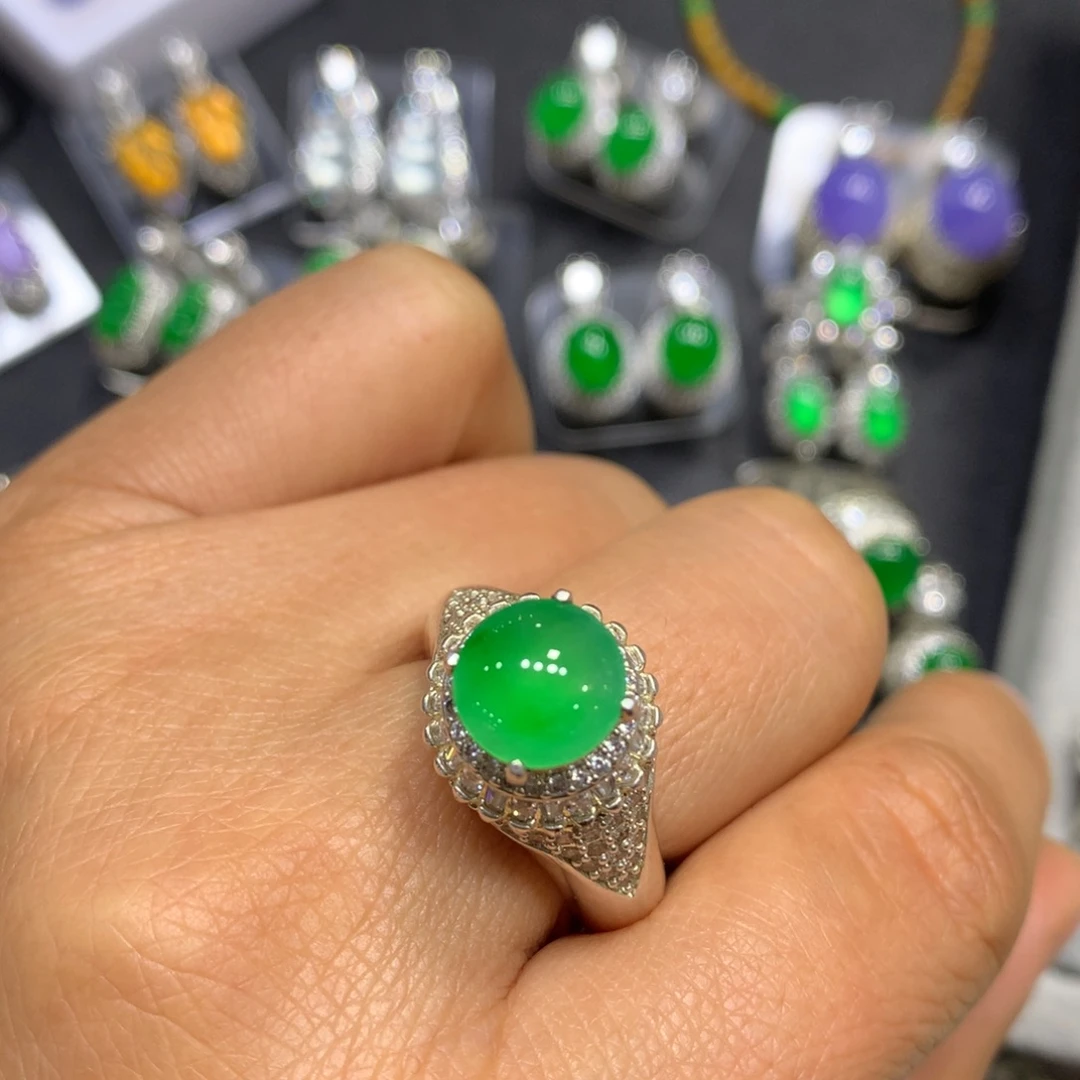 定制翡翠未镶嵌时尚买断不退