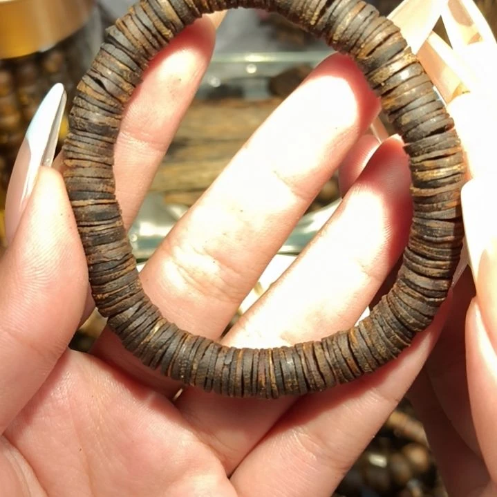沉香木手串宜****了紫棋品种药片珠