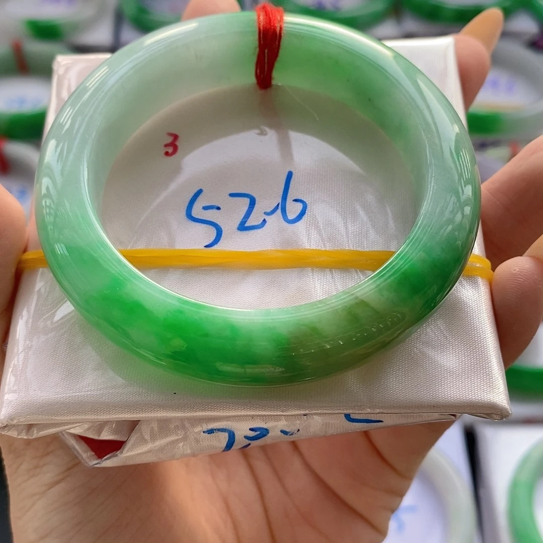 翡翠手镯未镶嵌3号