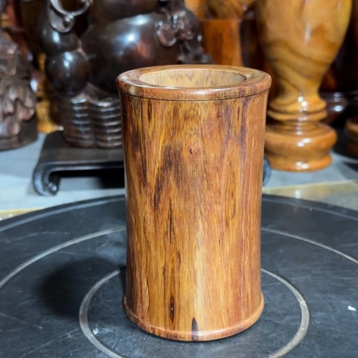 用***5黄花梨/降香黄檀笔筒