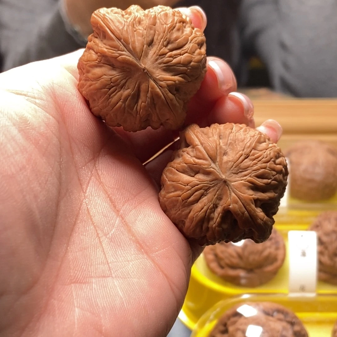 文玩核桃吊坠铁锤妹妹