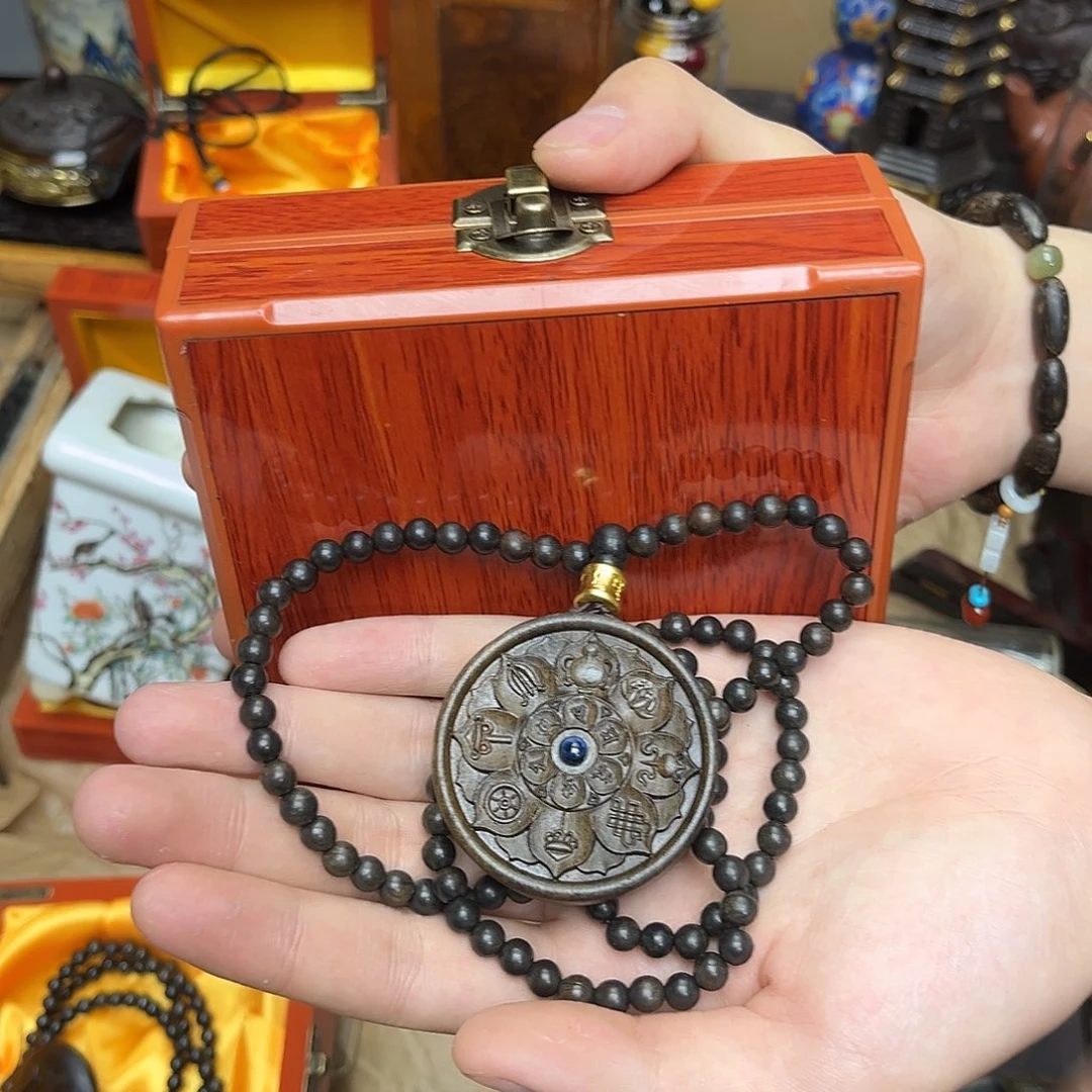 大叶紫檀（黑酸枝木类）