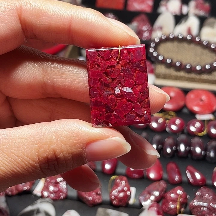 天然辰砂晶体无事牌20克