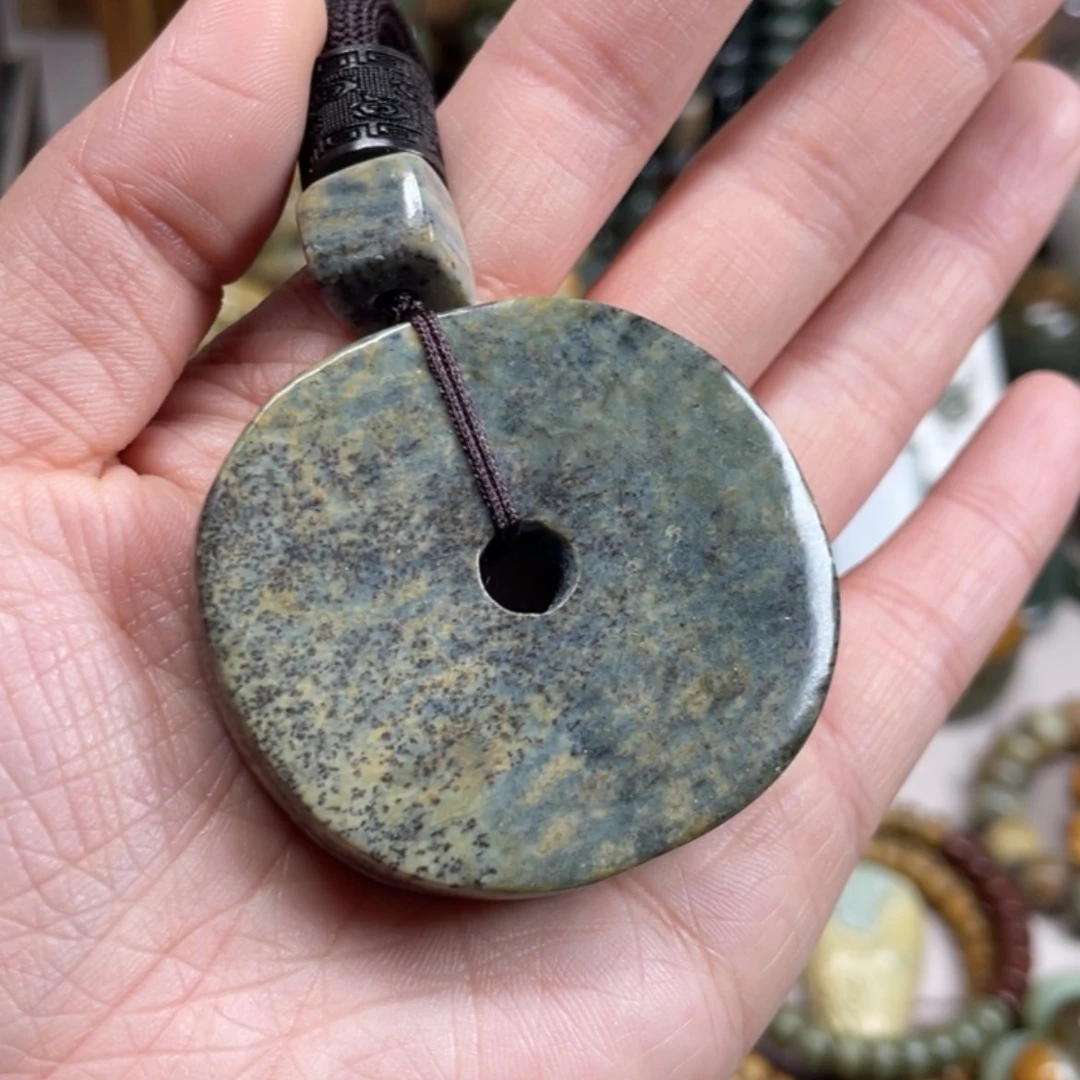 【闪购商品】岫岩河磨玉（透闪石质玉）手把件未镶嵌