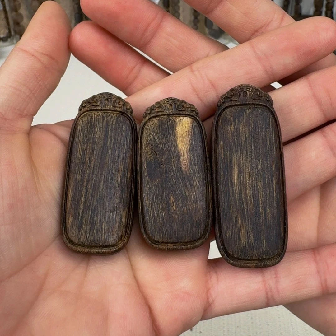 沉香手串棋楠沉香雕刻吊坠牌沉水保8+克