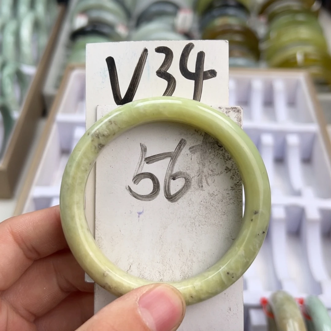 岫玉手镯未镶嵌天然岫玉微瑕