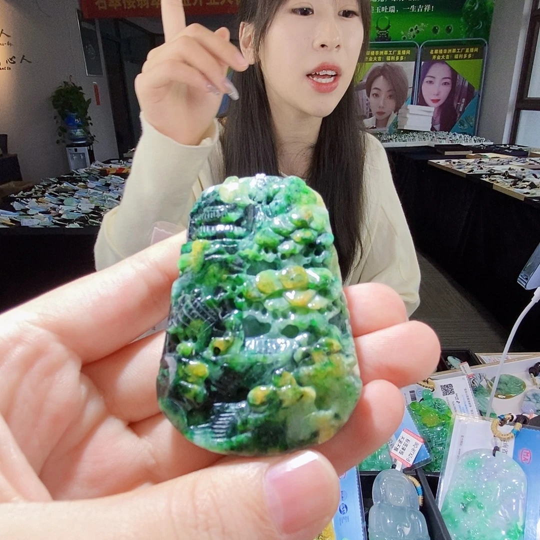 颈饰未镶嵌翡翠翡翠
