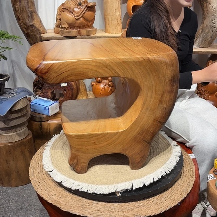 香樟木香樟木根雕凳子一物一拍编号839长45宽31高39