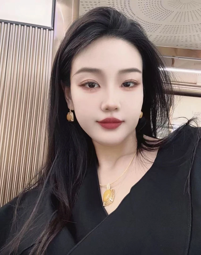 桃小姐臻选服饰小众穿搭潮流女孩显瘦气质百搭黑色韩版宽松百搭06