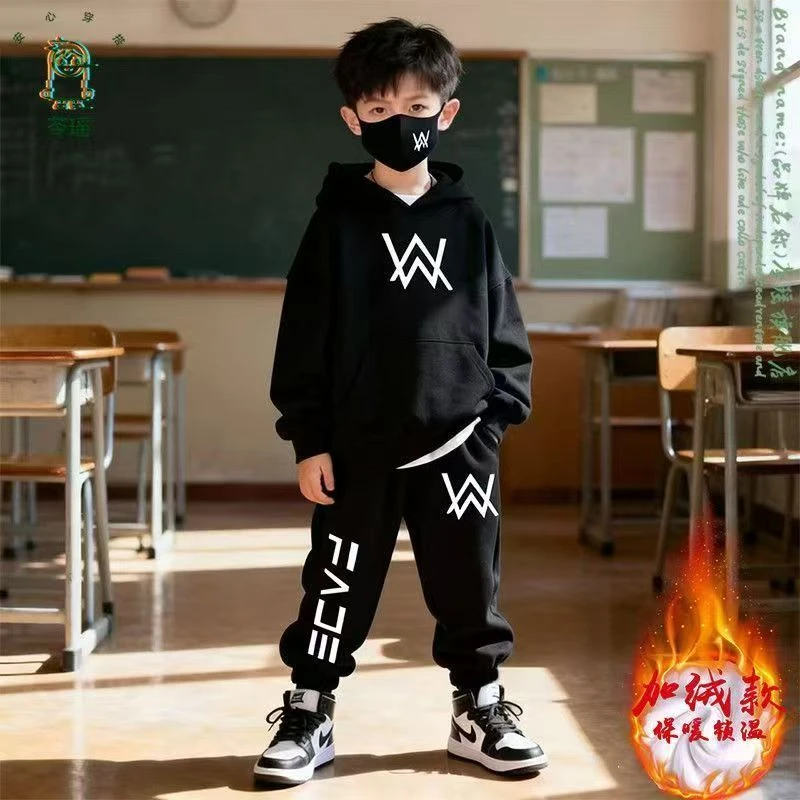 爆款男童套装冬季加绒保暖加绒嘉豪同款中大童艾伦沃克套装五件套