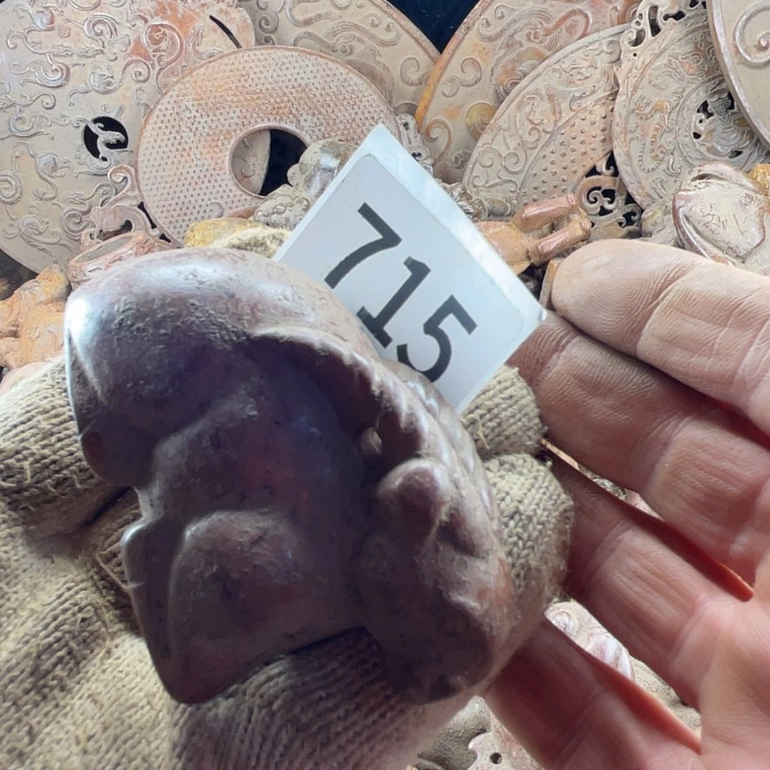 和田玉（糖玉）未镶嵌挂件