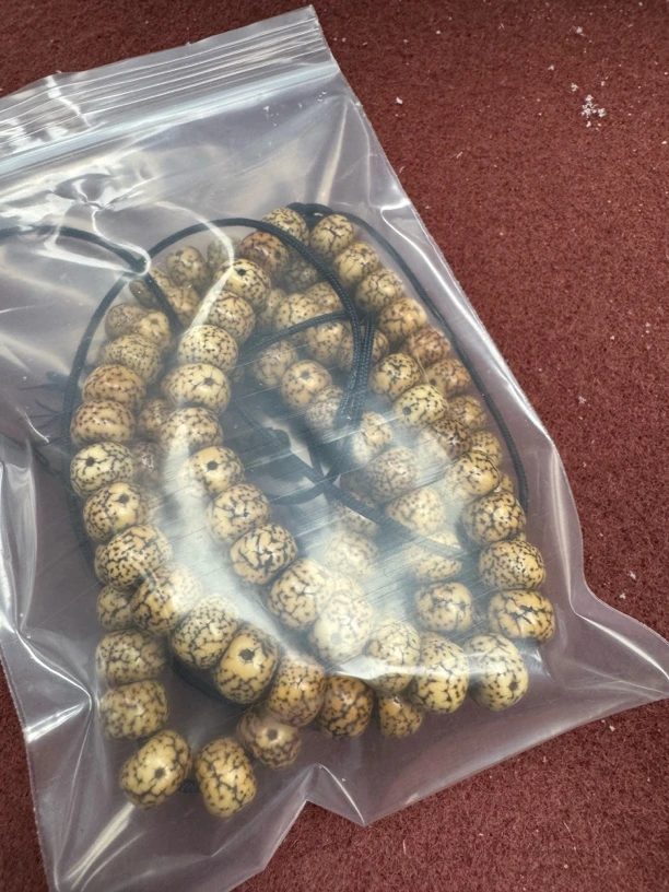 藏弟出品，藏区老念珠102颗琉璃