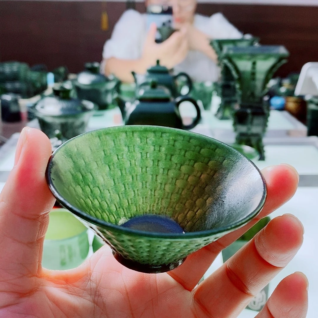未镶嵌和田玉（青玉）摆件