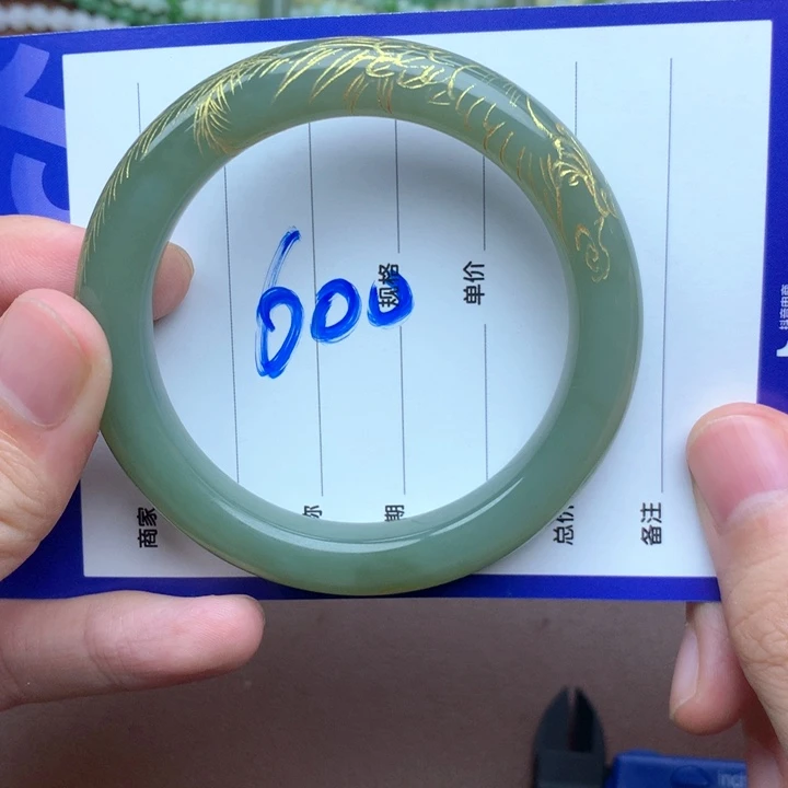 未镶嵌手镯和田玉55