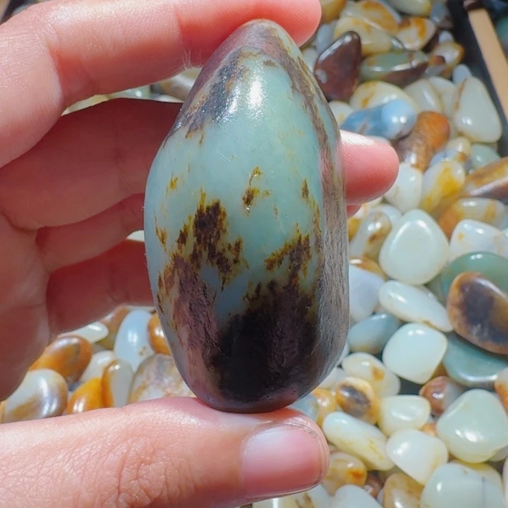 和田玉未镶嵌挂件82克