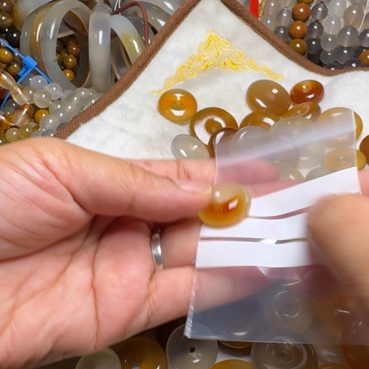 玛瑙/玉髓颈饰未镶嵌快**生33012