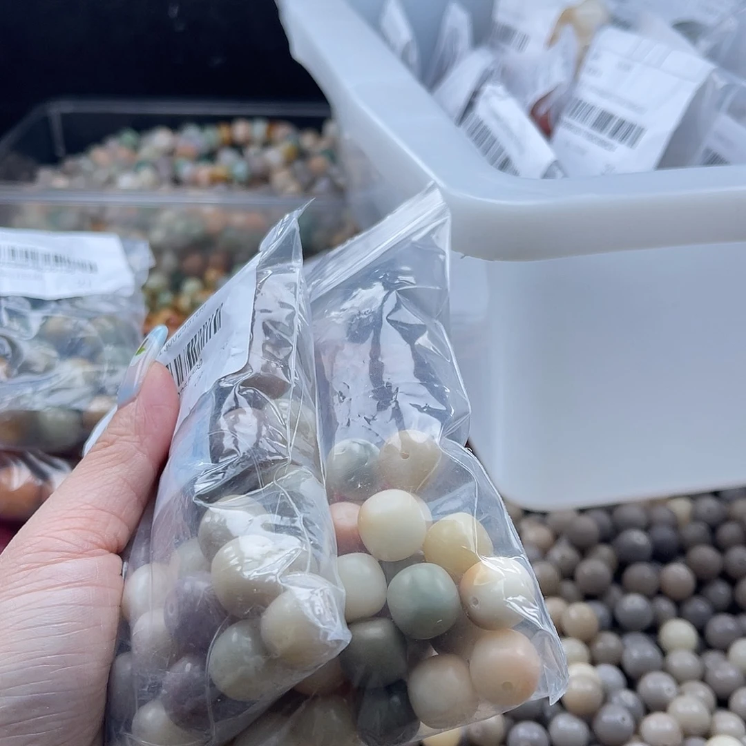 白玉菩提吊坠z微瑕锅底11-12mm/60颗